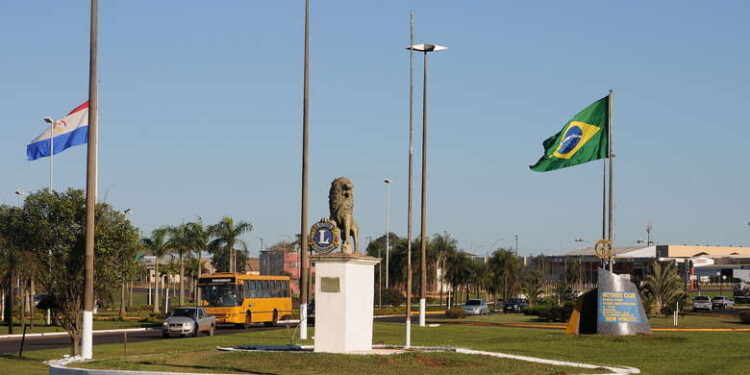 Assinado acordo de reabertura do comércio na fronteira de MS com Paraguai