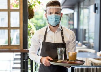 Bares e restaurantes já demitiram cerca de 10 mil funcionários em Palmas