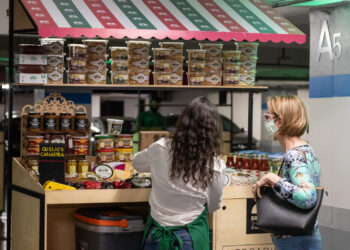 Mercadinho do Brasília retorna ao tradicional ponto de encontro