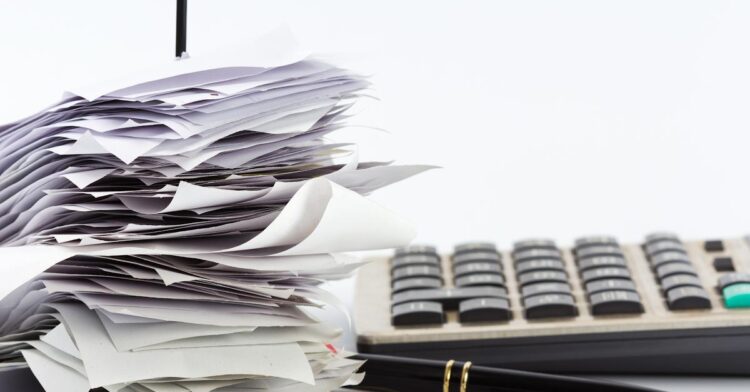 O efeito nocivo da alta carga tributária