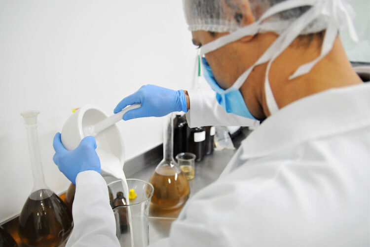 Mesmo com queda em relação a junho, indústria goiana cresce pelo terceiro mês consecutivo