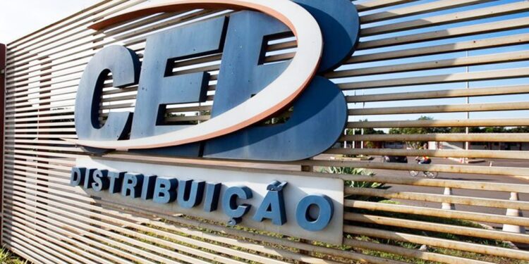 Acionistas aprovam privatização da CEB