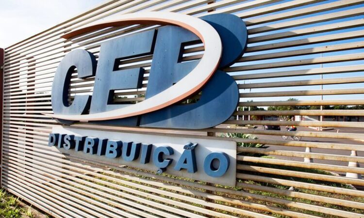 Acionistas aprovam privatização da CEB