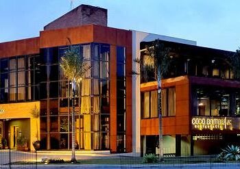 Coco Bambu contrata 70 profissionais neste fim de ano no DF