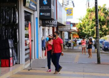 Comércio abrirá no feriado; Sindilojas-GO emite certificado a empresas que irão funcionar