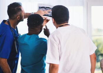 Goiás ganha mais médicos, espaços de saúde e benefícios alcançam comunidade