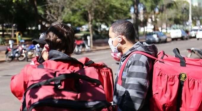 Pandemia fez 15% da população de MS mudar de atuação