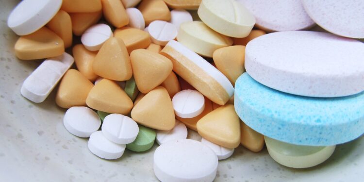 Pandemia: gastos com remédios e planos de saúde no DF sobem 58%