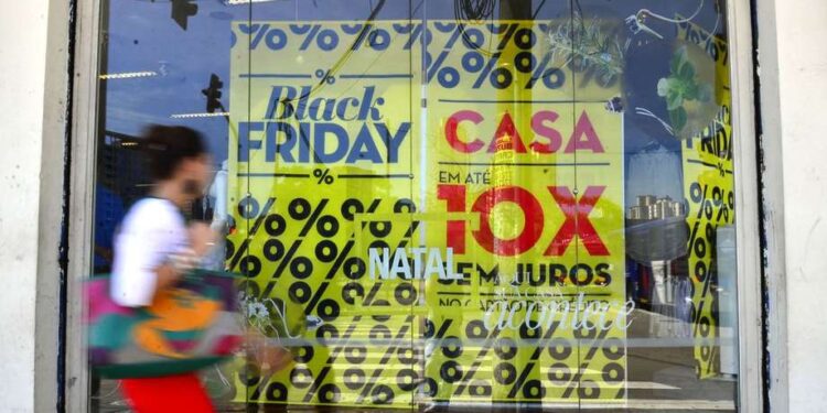 Comércio de Campo Grande deve aderir a Black Friday, mas expectativa é conservadora