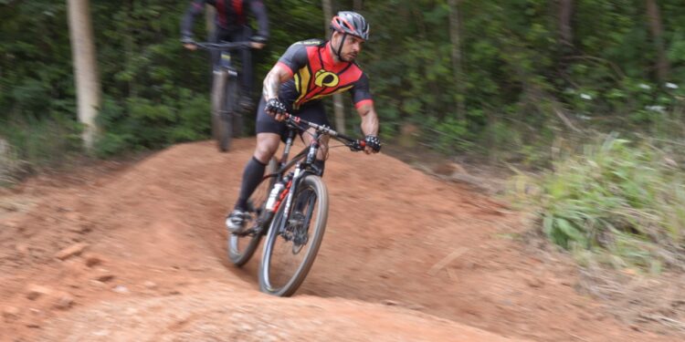Goiânia ganha nova pista de mountain bike com acesso gratuito ao público