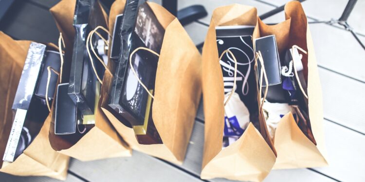 Ipem-MT orienta consumidores durante a Black Friday