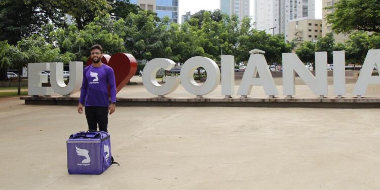 JogoRápido: a goiana que desafia Ifood e Rappi com delivery para grandes empresas