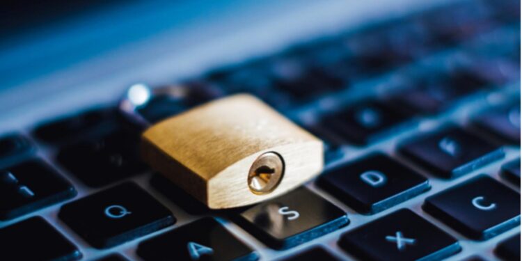 Justiça proíbe Serasa de vender dados pessoais de consumidores por R$ 0,98