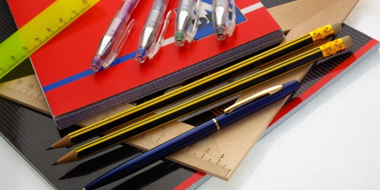 Mensalidade escolar deve sofrer impactos da pandemia em 2021