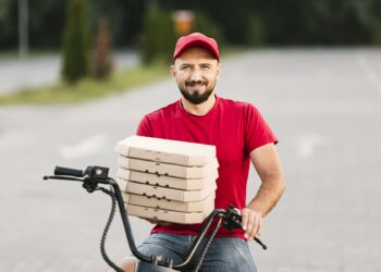 Restaurantes preparam plataforma de delivery