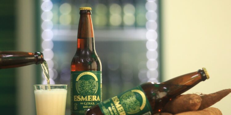 Ambev apresenta a Esmera de Goiás, cerveja que terá venda exclusiva no Estado