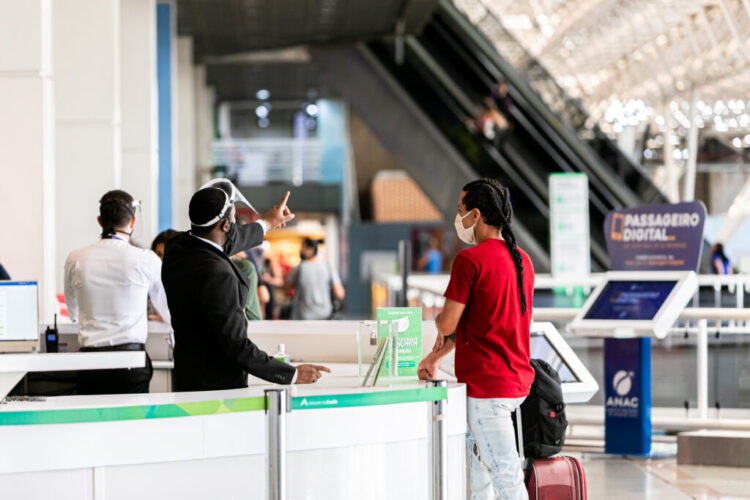 Aeroporto de Brasília prevê retomada de 70% dos voos em dezembro