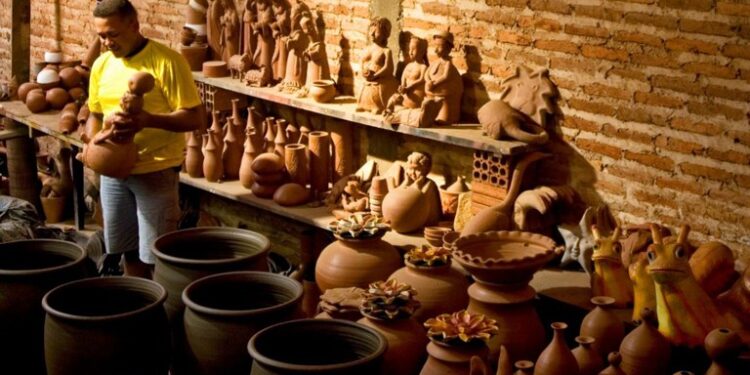 MTur e OMT irão desenvolver qualificação para setor turístico no Brasil