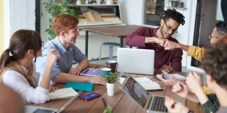 Número de empresas abertas em MT cresce 10% no segundo quadrimestre