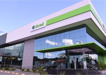 Sicredi é destaque em 13 categorias do anuário Melhores & Maiores 2020