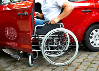 Com estimativa de ascensão, marcas focam na venda de veículos para pessoas com deficiência