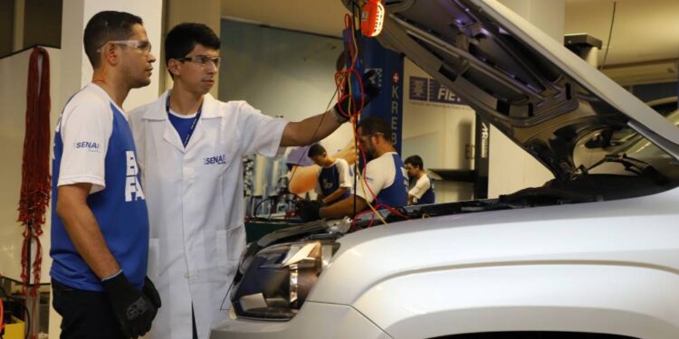 Senai no TO seleciona instrutores das áreas de Metalmecânica, TI e Automotiva