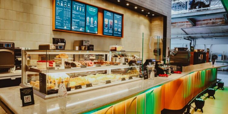 Starbucks inaugura sua terceira loja no Aeroporto Internacional de Brasília
