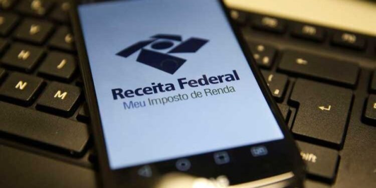 Contrato de trabalho suspenso ou reduzido: como fica a declaração do IR