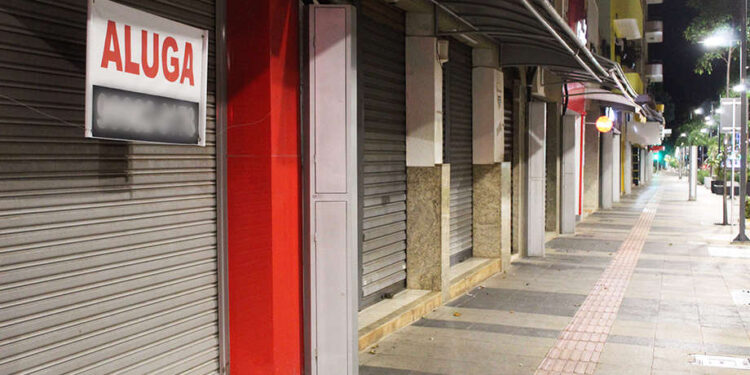 Em um ano, 25 mil empresas varejistas fecham as portas em Campo Grande