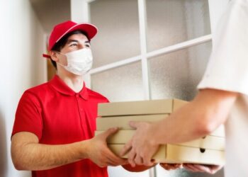 Restaurantes de shopping apostam em ações digitais e delivery na pandemia