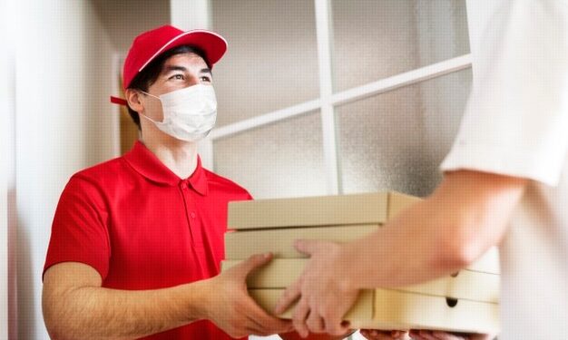 Restaurantes de shopping apostam em ações digitais e delivery na pandemia