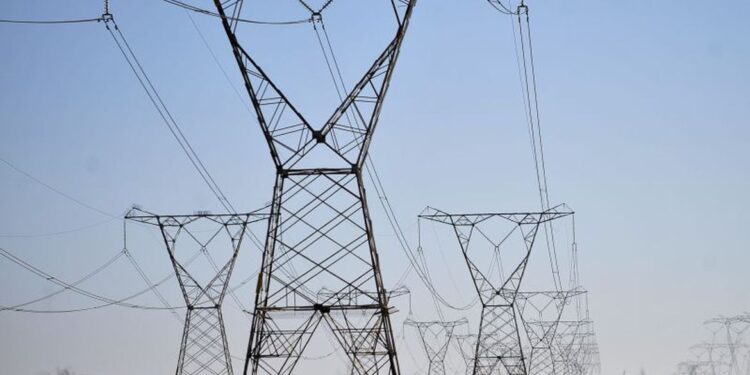 Aneel prorroga tarifas de energia de distribuidoras em MS, MT e SP