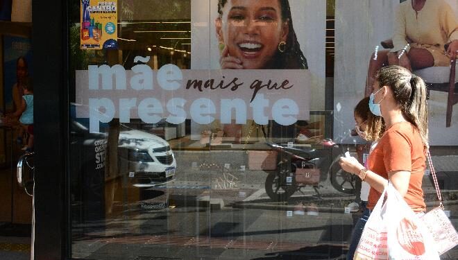 Comércio em Campo Grande espera vender mais no Dia das Mães, aponta ACICG