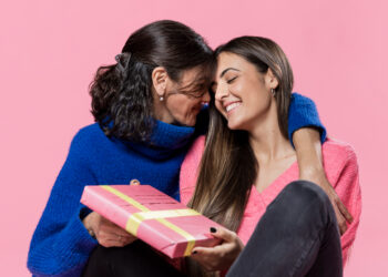 Dois terços dos consumidores pretendem presentear no Dia das Mães