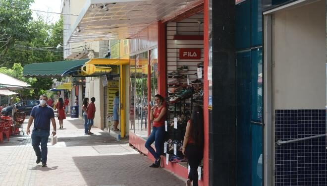 Intenção de consumo do campo-grandense registra queda em abril