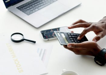 Pandemia e crise levam empresas a adiar abertura de capital na Bolsa