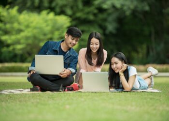 Para evitar o colapso, é necessário preparar os jovens