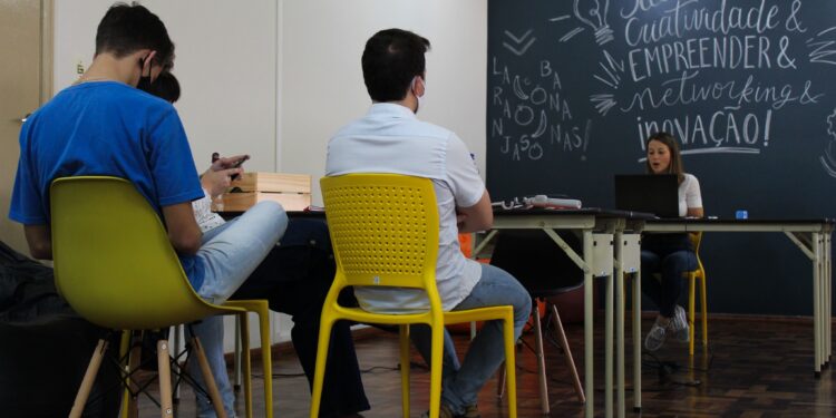 Cocreation Lab, rede de pré-incubação de ideias, inaugura unidades na UnB e no IFB