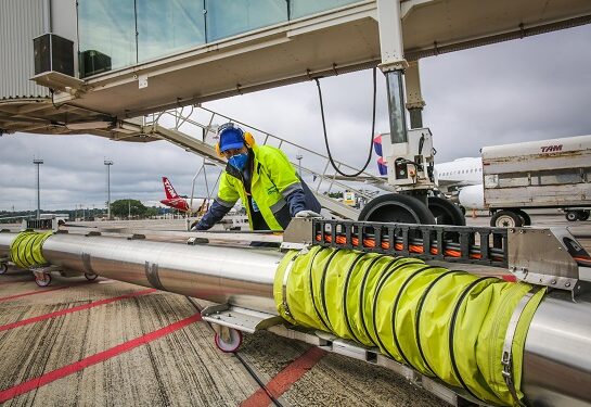 Aeroporto de Brasília e ENGIE instalam solução para fornecer energia renovável a aviões
