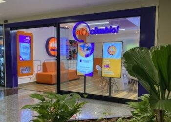 Alô Câmbio, em Cuiabá, lança serviço de compra de moeda estrangeira com parcela no cartão