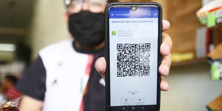 BC coloca mudanças no PIX em consulta e possíveis taxas desanimam campo-grandenses