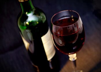 Empresa lança e-commerce de vinhos para colecionadores no Brasil