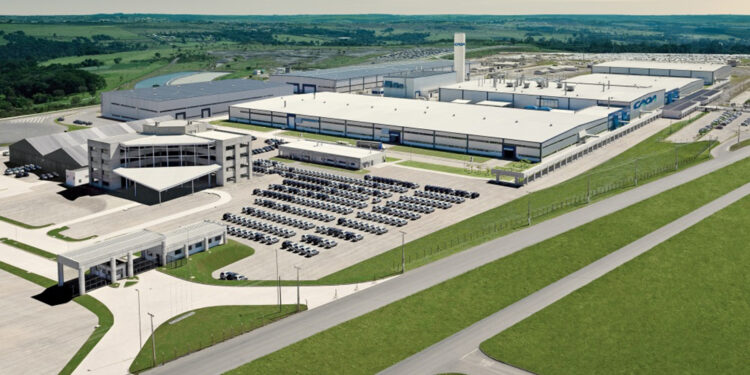 Montadora Caoa comemora 14 anos de produção em Anápolis