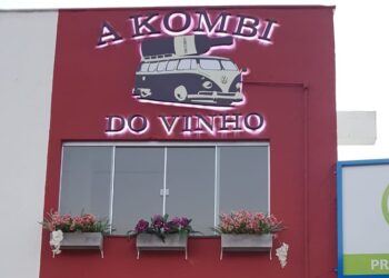 A Kombi do Vinho: novo espaço em Goiânia especializado em vinhos