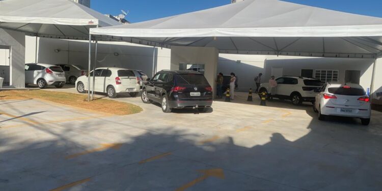 Em Goiânia, CDI inaugura novo local para testagem de Covid-19 no formato drive thru