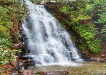 Cachoeiras em Mato Grosso do Sul são opções para aproveitar a natureza