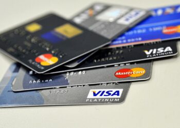 Semestre fecha com maior percentual de endividados desde 2010