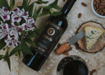 Vinícola Valdevino chega ao mercado com vinhos produzidos no Brasil e Argentina