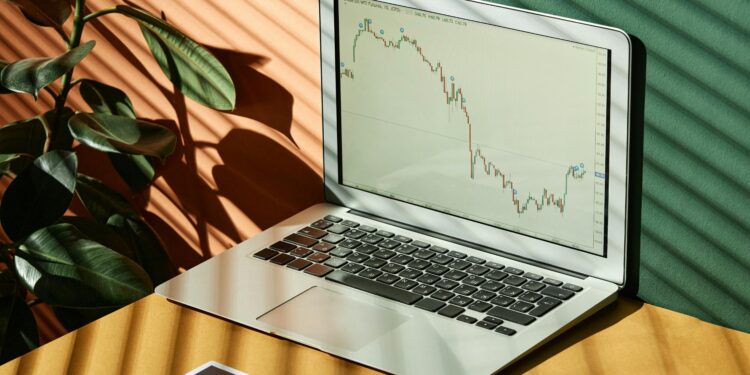 Jalles Machado reverte prejuízo e tem lucro no 1º tri de 2021/22