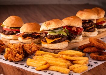 Rede goiana tioBák se prepara para lançar combo Festival do Tio